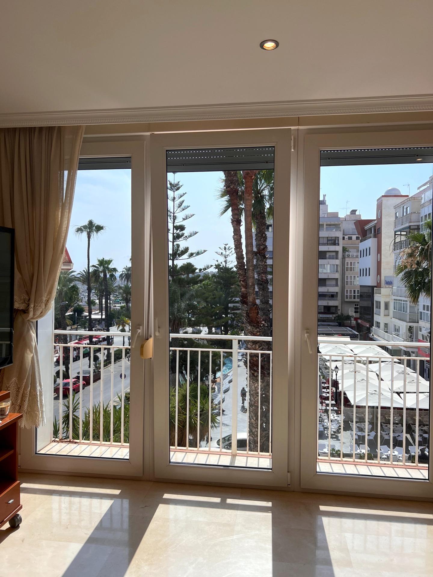 For sale - 2 Bedroom 3 Bathroom Duplex in Torrevieja - Torrevieja  - Alicante