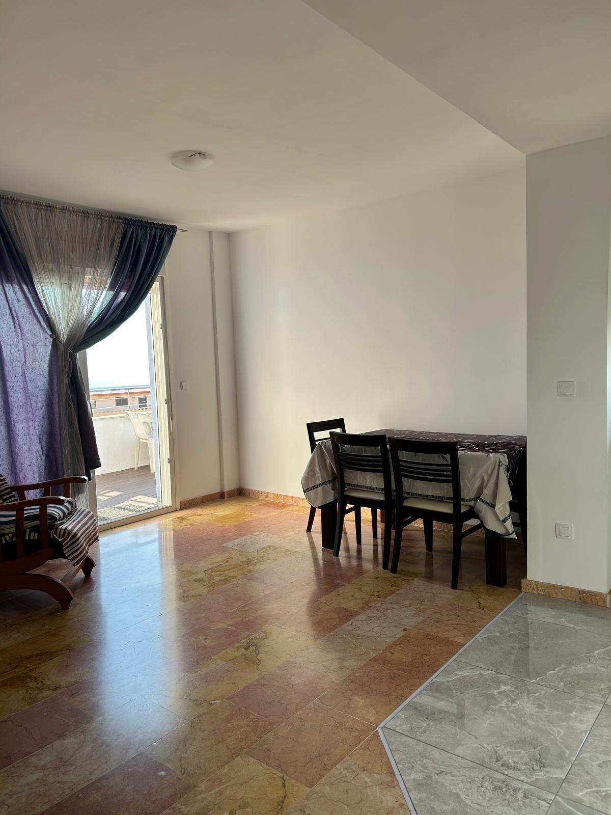 For sale - 2 Bedroom 1 Bathroom Penthouse in Torrevieja - Torreblanca  - Alicante