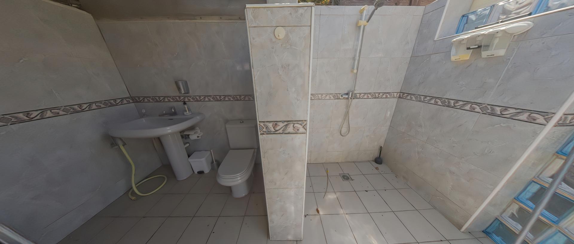 For sale - 3 Bedroom 3 Bathroom Villa in Torrevieja - Costa Blanca  - Alicante