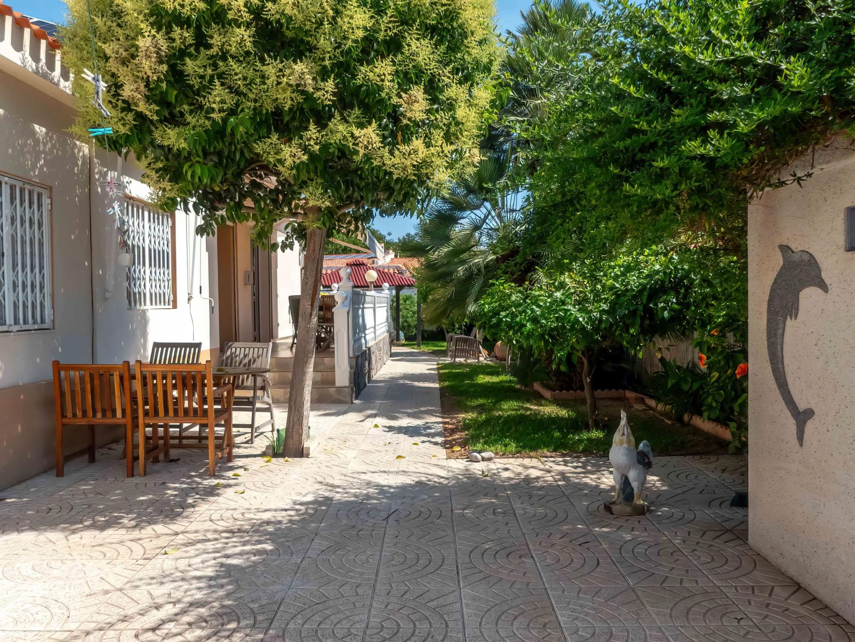 For sale - 3 Bedroom 3 Bathroom Villa in Torrevieja - Costa Blanca  - Alicante