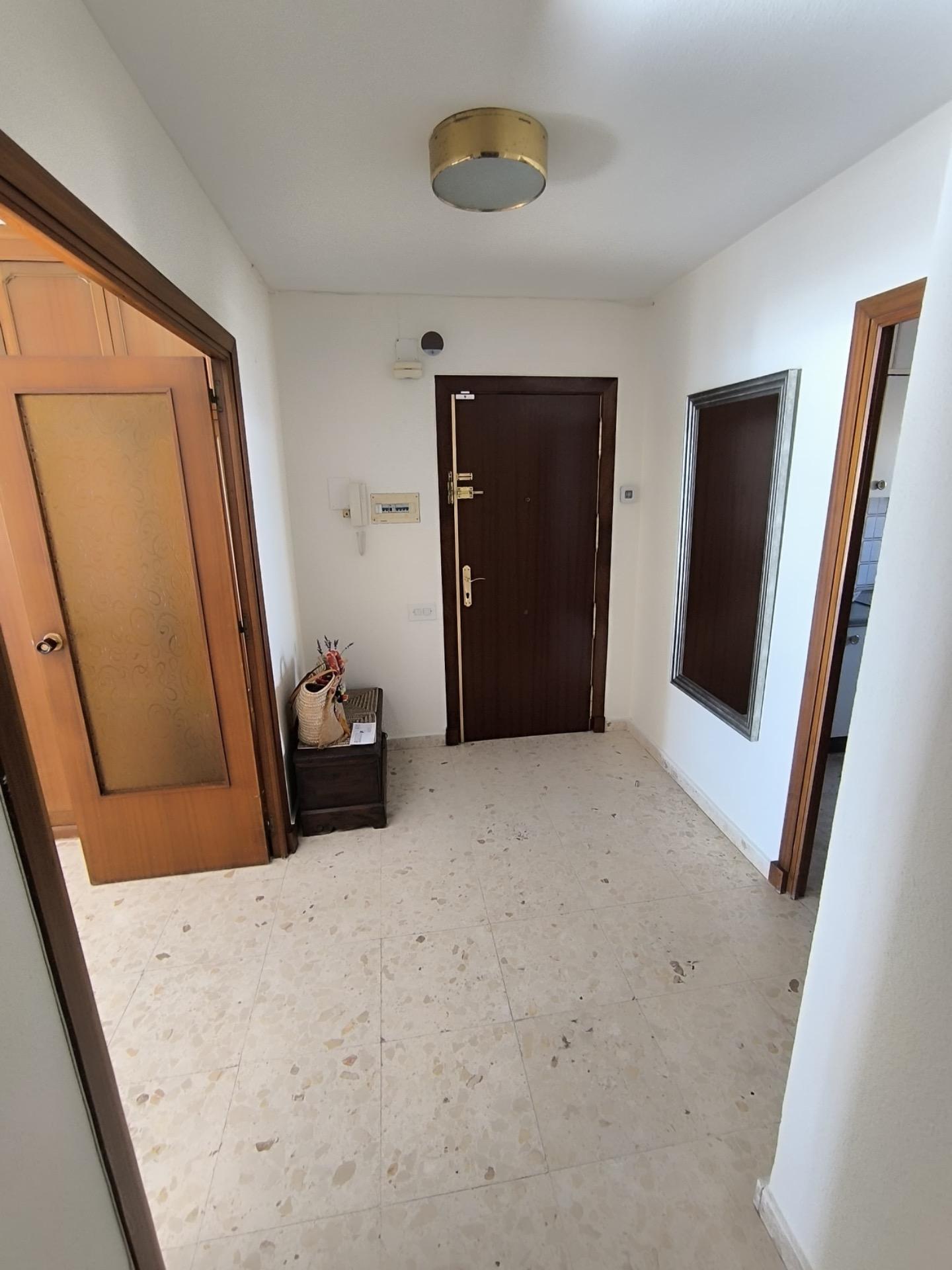 For sale - 3 Bedroom 2 Bathroom Apartment in Torrevieja - Las Piscinas Naturales  - Alicante