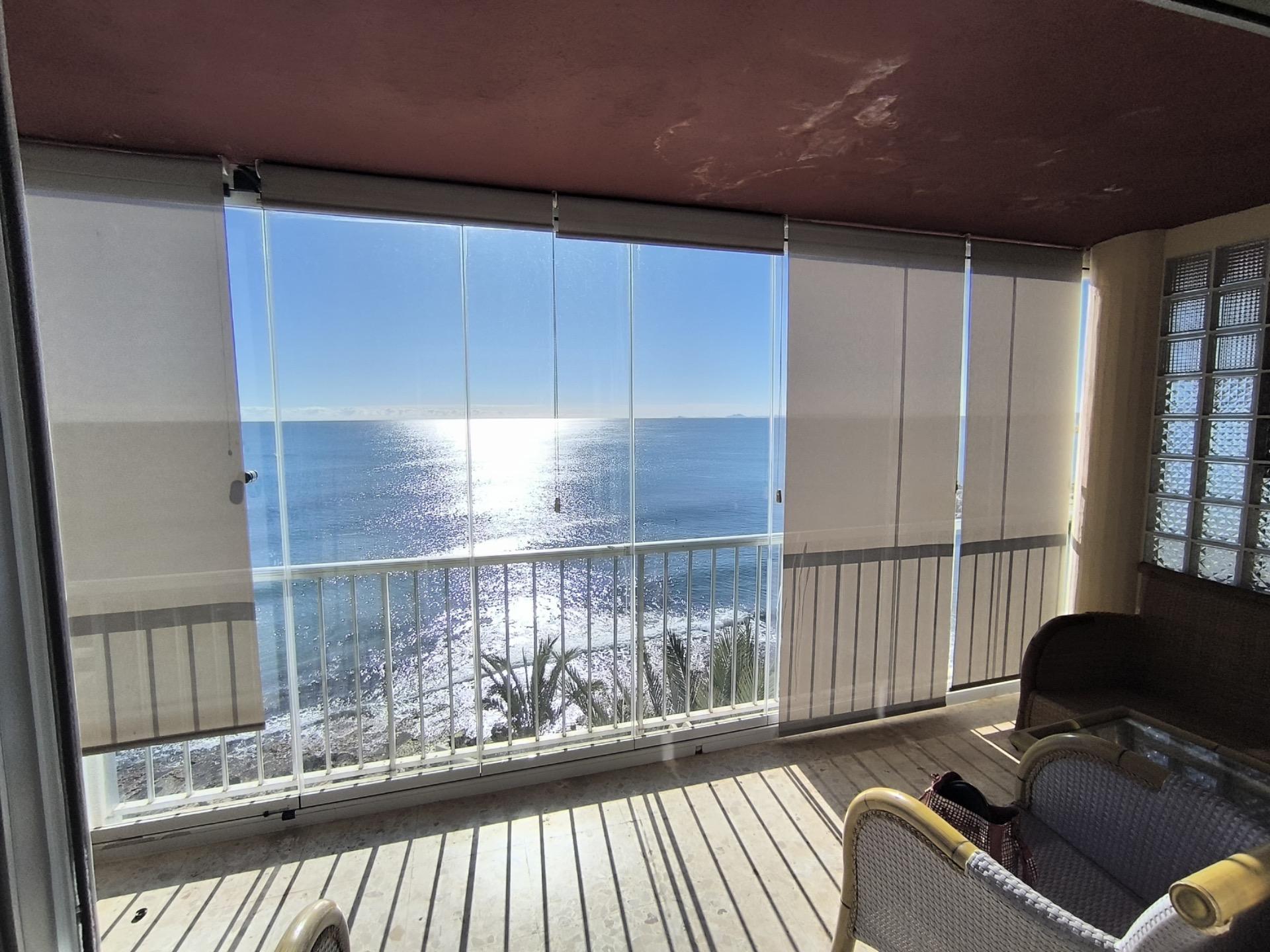 For sale - 3 Bedroom 2 Bathroom Apartment in Torrevieja - Las Piscinas Naturales  - Alicante