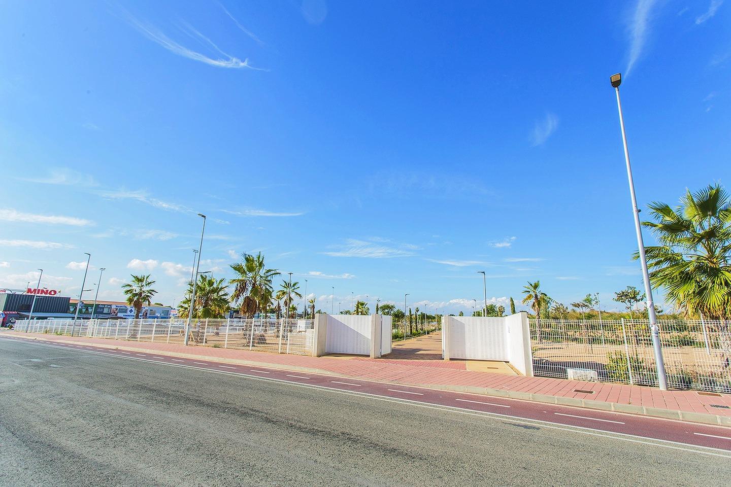For sale - 2 Bedroom 2 Bathroom Town House in Torrevieja - La Siesta  - Alicante
