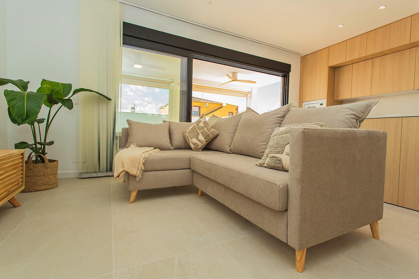 For sale - 2 Bedroom 2 Bathroom Town House in Torrevieja - La Siesta  - Alicante