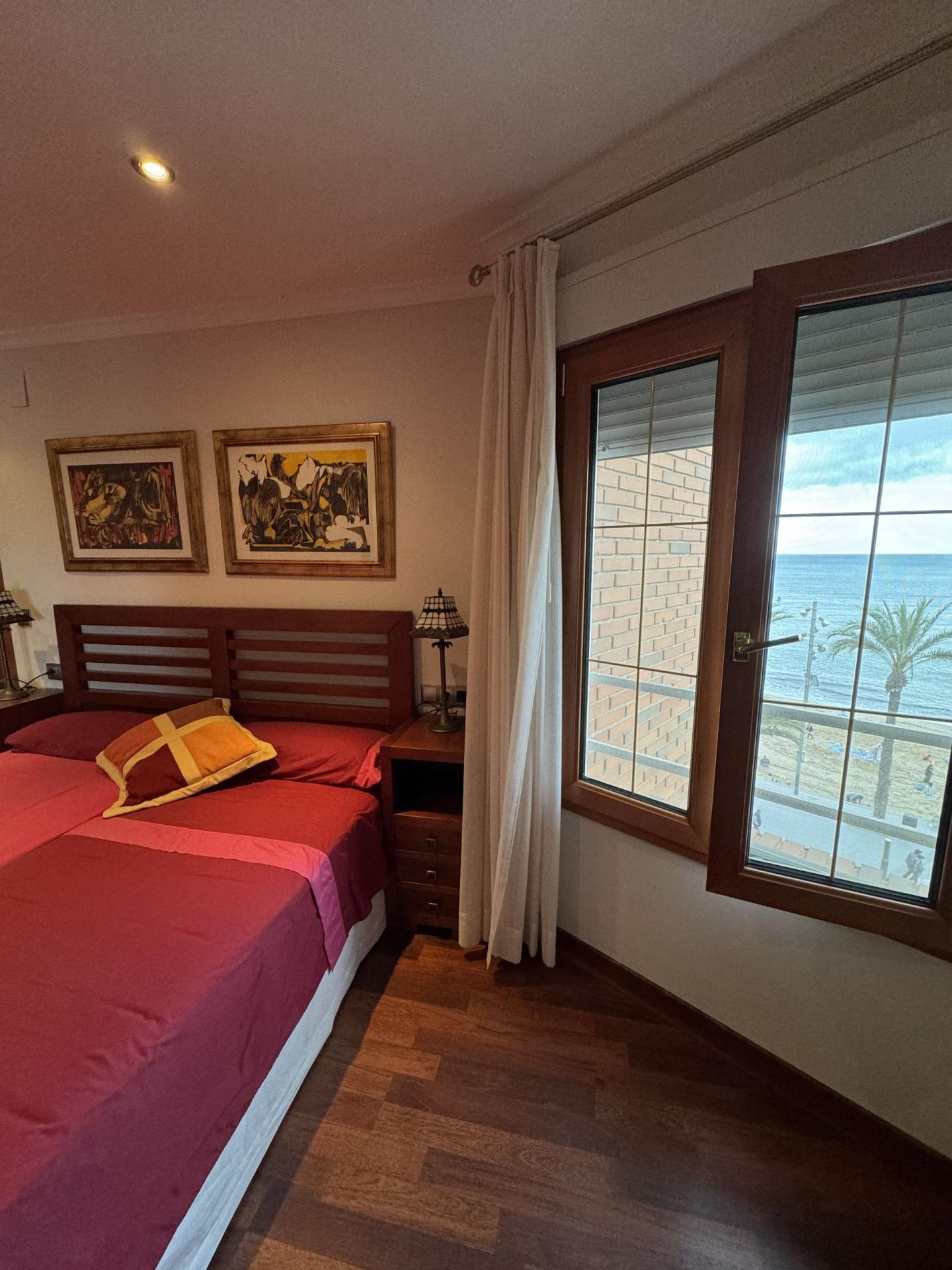 For sale - 3 Bedroom 2 Bathroom Apartment in Torrevieja - Playa Del Cura  - Alicante