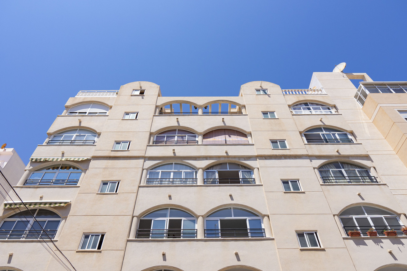 For sale - 7 Bedroom 4 Bathroom Penthouse Penthouse in Torrevieja - Playa Del Cura  - Alicante