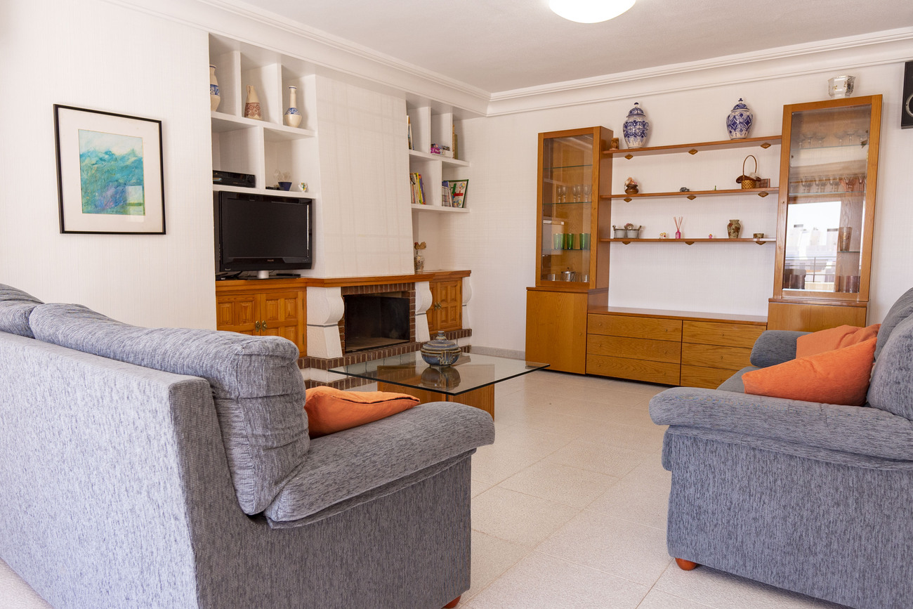 For sale - 7 Bedroom 4 Bathroom Penthouse Penthouse in Torrevieja - Playa Del Cura  - Alicante