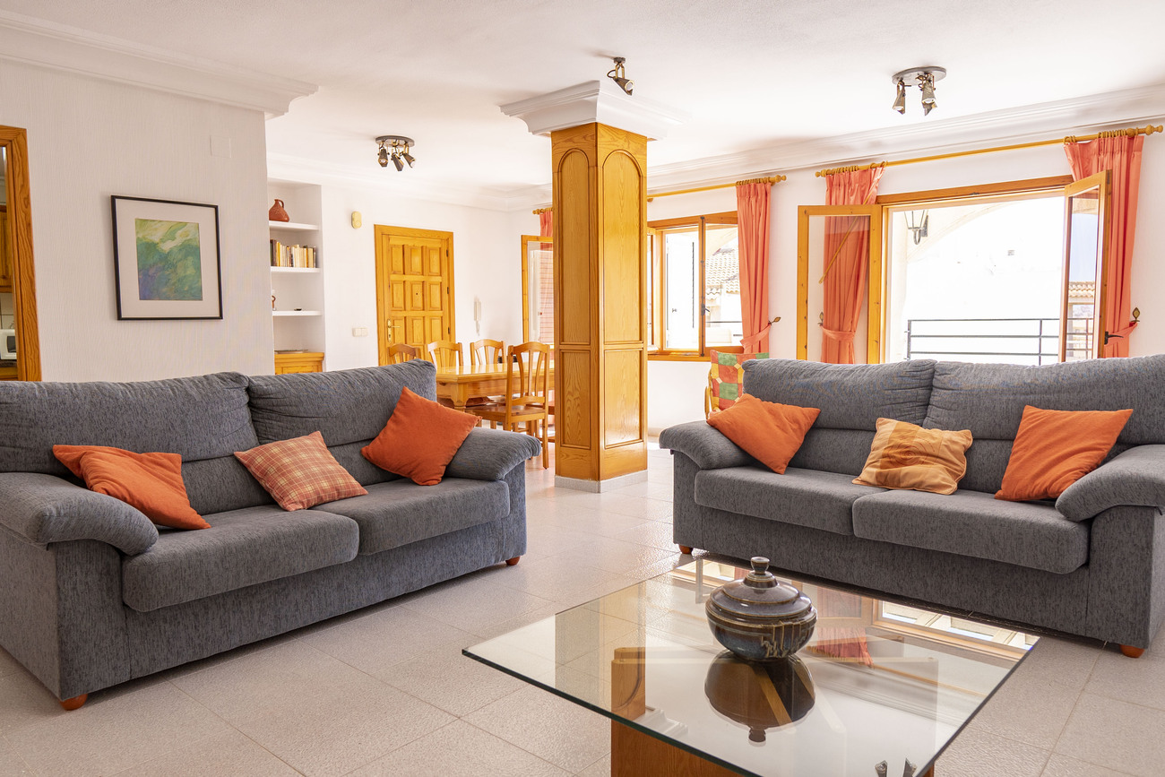 For sale - 7 Bedroom 4 Bathroom Penthouse Penthouse in Torrevieja - Playa Del Cura  - Alicante