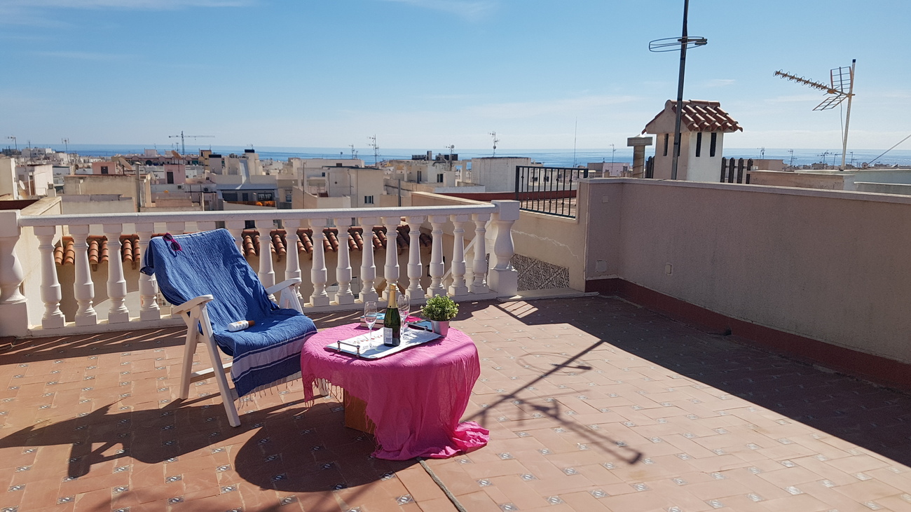 For sale - 7 Bedroom 4 Bathroom Penthouse Penthouse in Torrevieja - Playa Del Cura  - Alicante