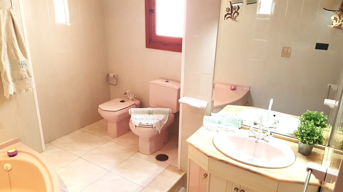 For sale - 7 Bedroom 4 Bathroom Penthouse Penthouse in Torrevieja - Playa Del Cura  - Alicante