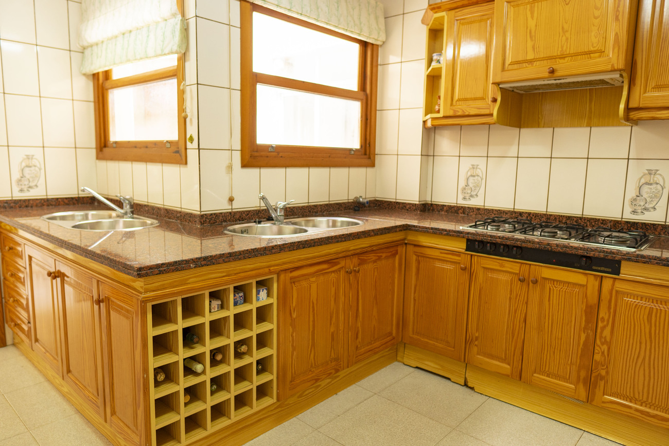 For sale - 7 Bedroom 4 Bathroom Penthouse Penthouse in Torrevieja - Playa Del Cura  - Alicante