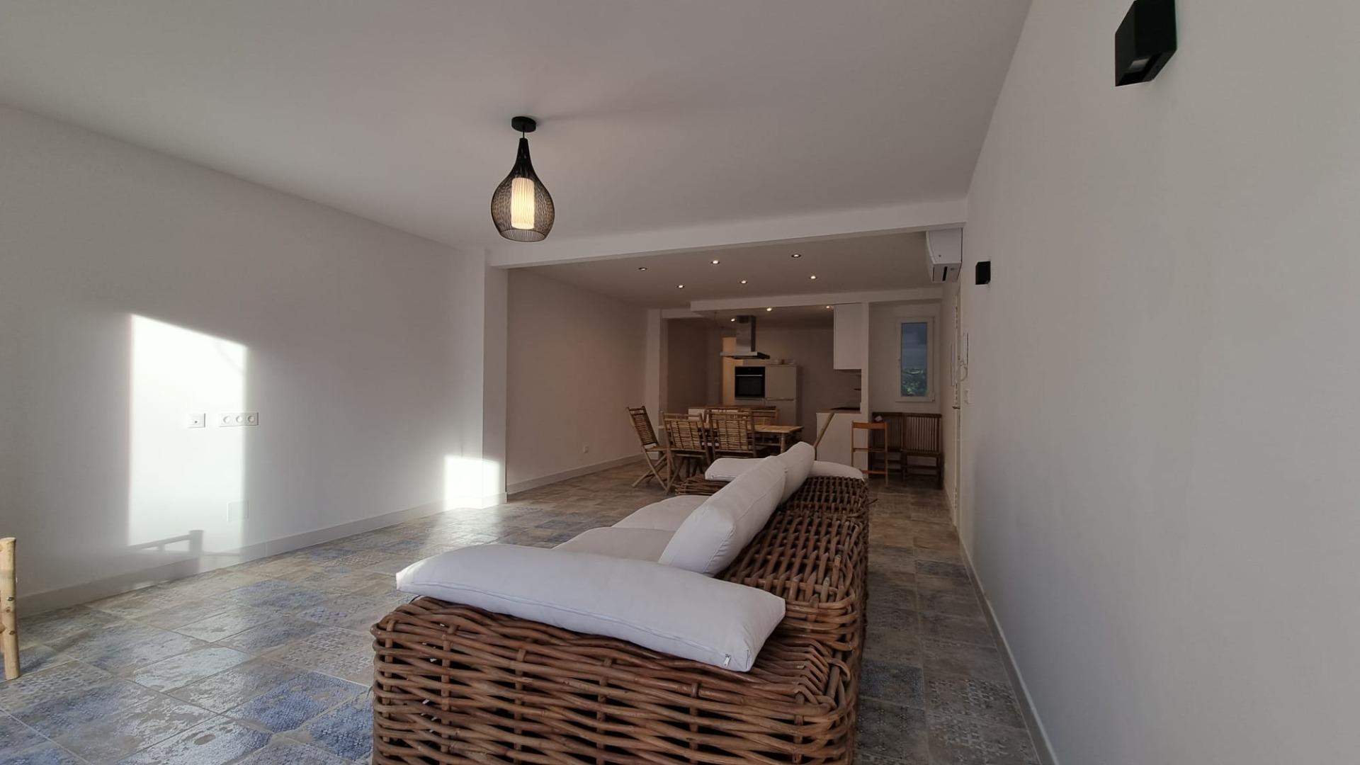For sale - 2 Bedroom 1 Bathroom Apartment in Torrevieja - Torrevieja  - Alicante