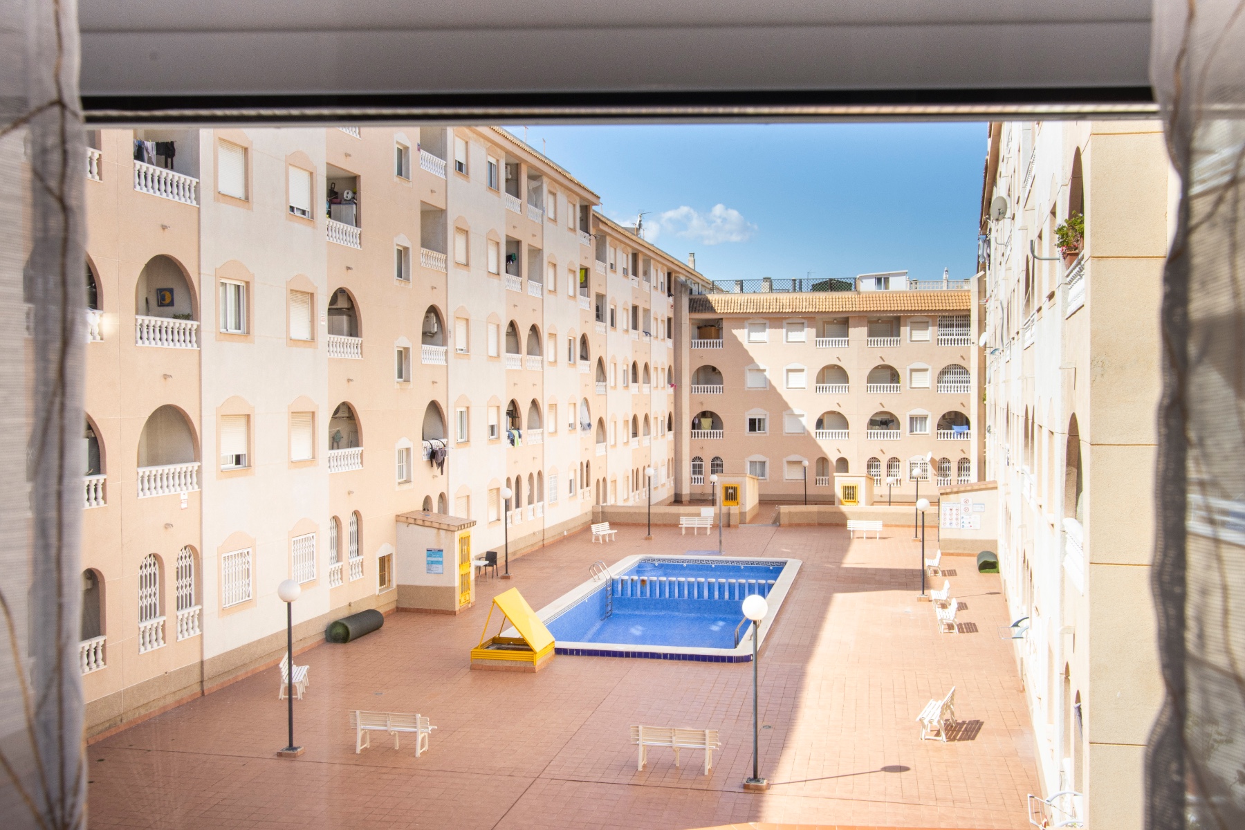 For sale - 2 Bedroom 1 Bathroom Apartment in Torrevieja - Costa Blanca  - Alicante
