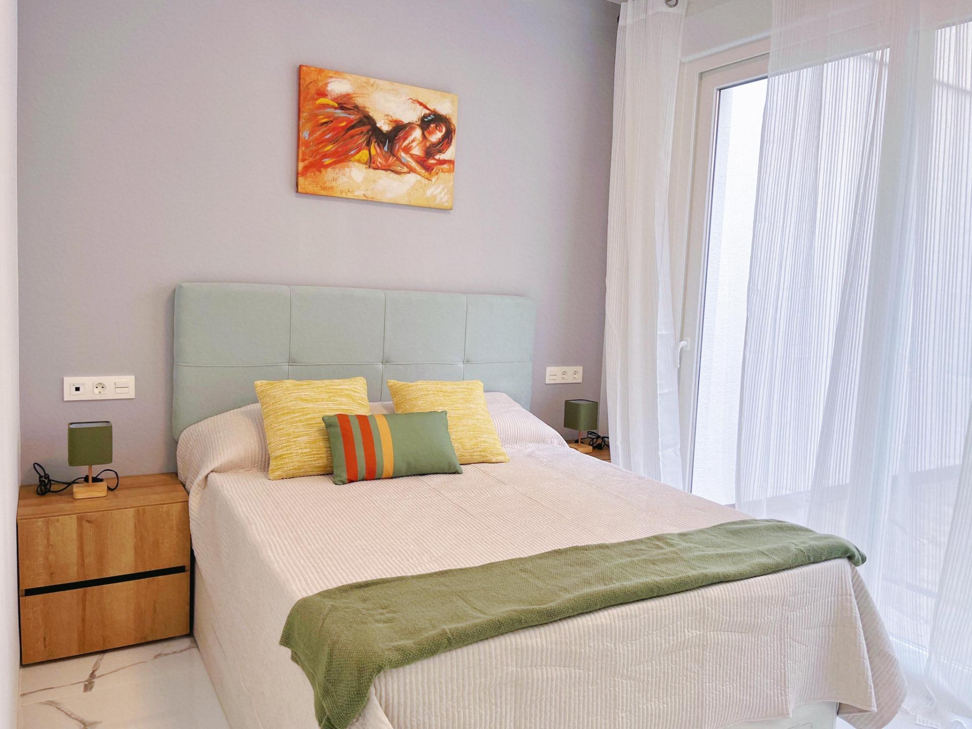 For sale - 2 Bedroom 2 Bathroom Apartment in Torrevieja - Playa Del Cura  - Alicante