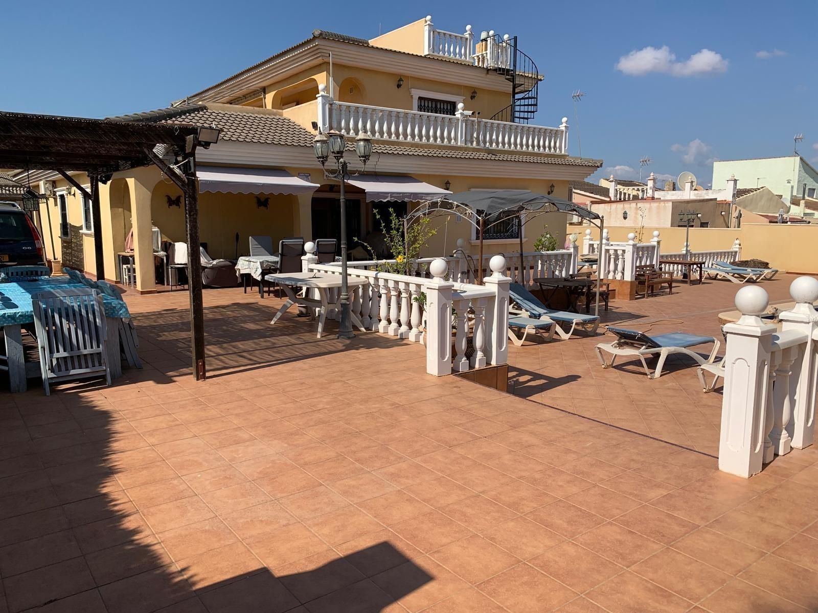 For sale - 6 Bedroom 6 Bathroom Villa in Torrevieja - Los Balcones - Los Altos Del Edén  - Alicante
