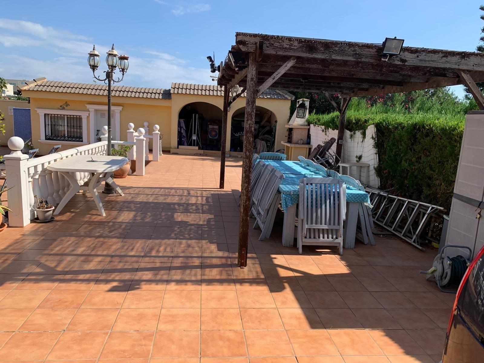 For sale - 6 Bedroom 6 Bathroom Villa in Torrevieja - Los Balcones - Los Altos Del Edén  - Alicante