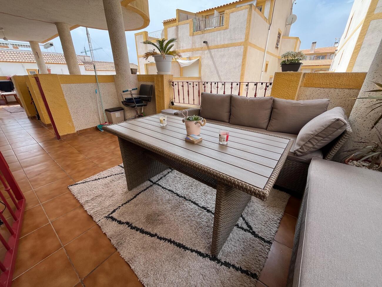 For sale - 3 Bedroom 2 Bathroom Town House Penthouse in Torrevieja - La Florida  - Alicante