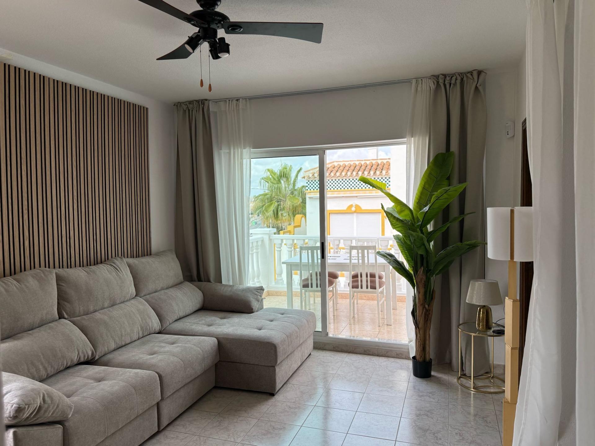 For sale - 3 Bedroom 1 Bathroom Bungalow in Torrevieja - Cañada Del Molino  - Alicante