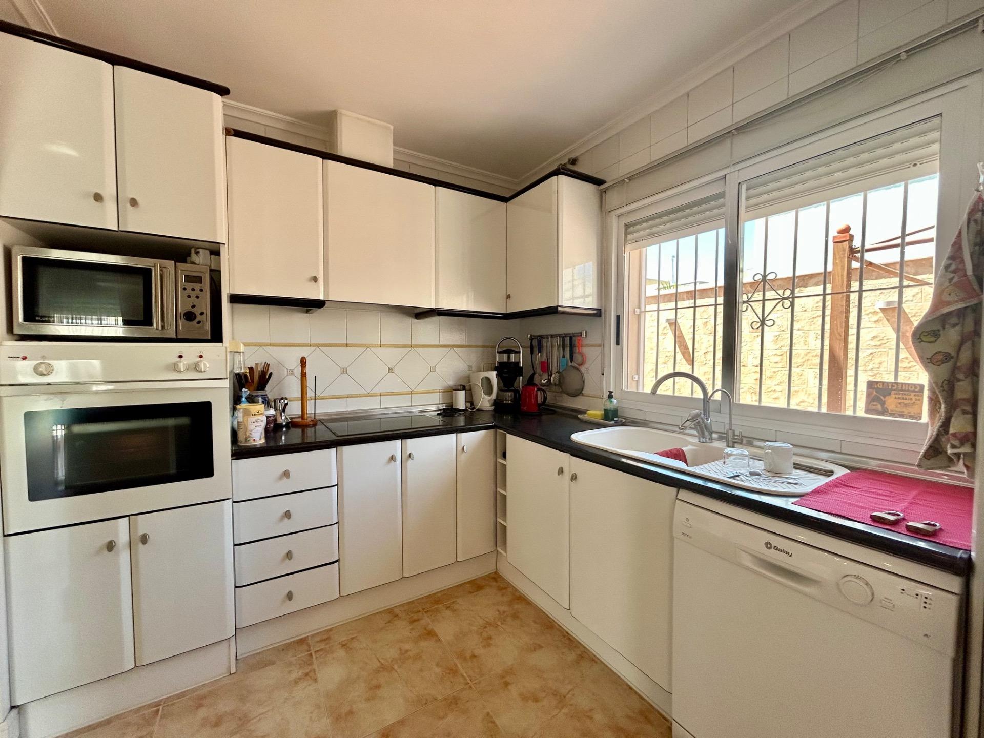 For sale - 3 Bedroom 2 Bathroom Villa in Torrevieja - San Luis  - Alicante