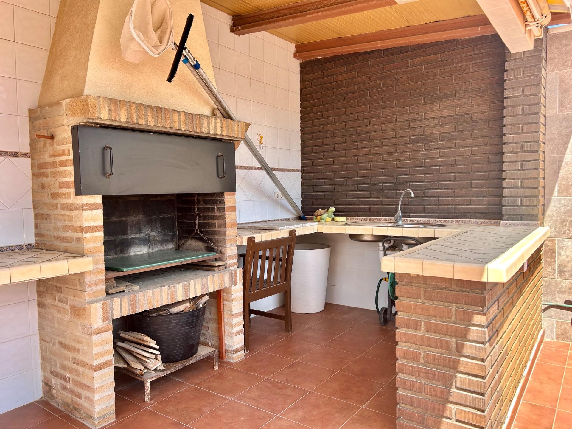 For sale - 3 Bedroom 2 Bathroom Villa in Torrevieja - San Luis  - Alicante