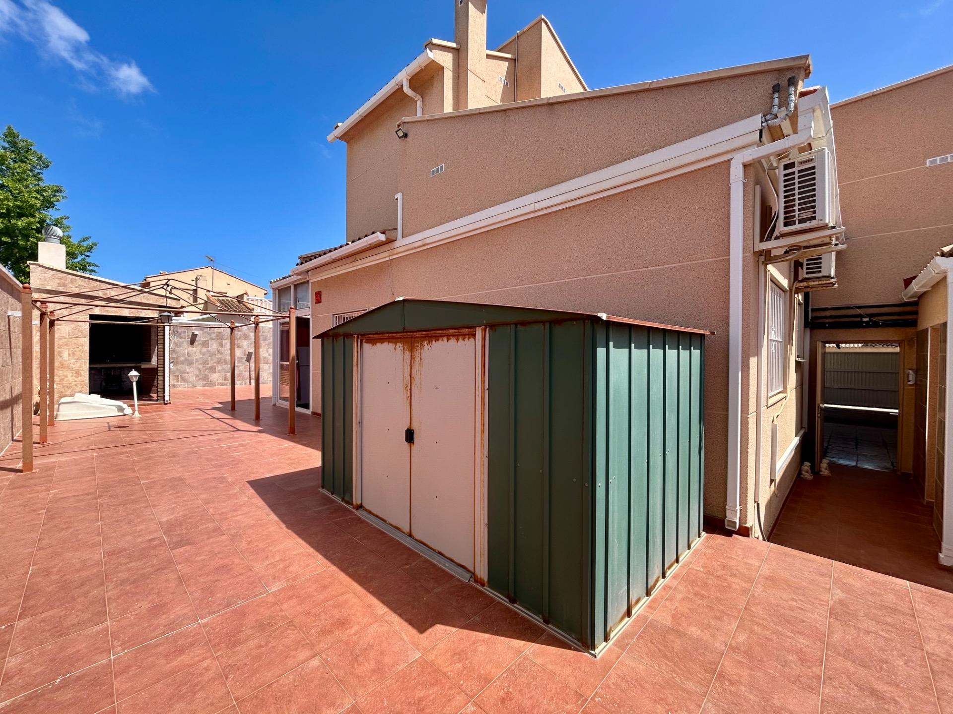 For sale - 3 Bedroom 2 Bathroom Villa in Torrevieja - San Luis  - Alicante