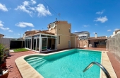 27-23-231-11-570/77580, 3 Bedroom 2 Bathroom Villa in Torrevieja