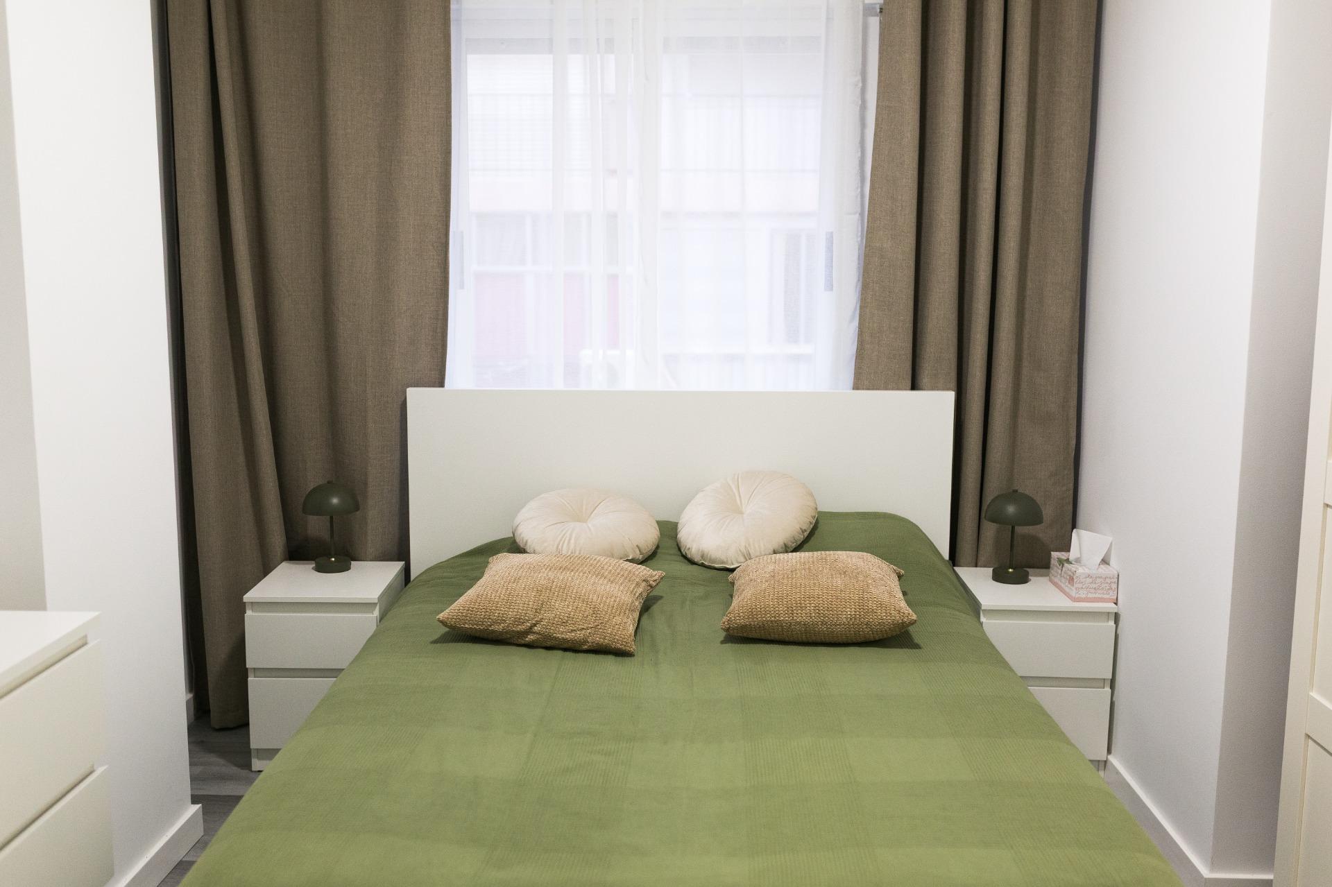 For sale - 2 Bedroom 1 Bathroom Apartment in Torrevieja - Centro  - Alicante