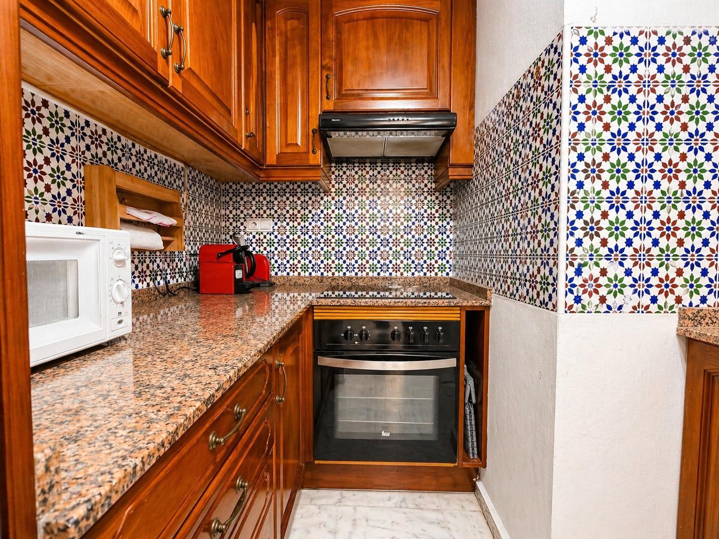 For sale - 3 Bedroom 2 Bathroom Apartment in Torrevieja - Los Frutales  - Alicante