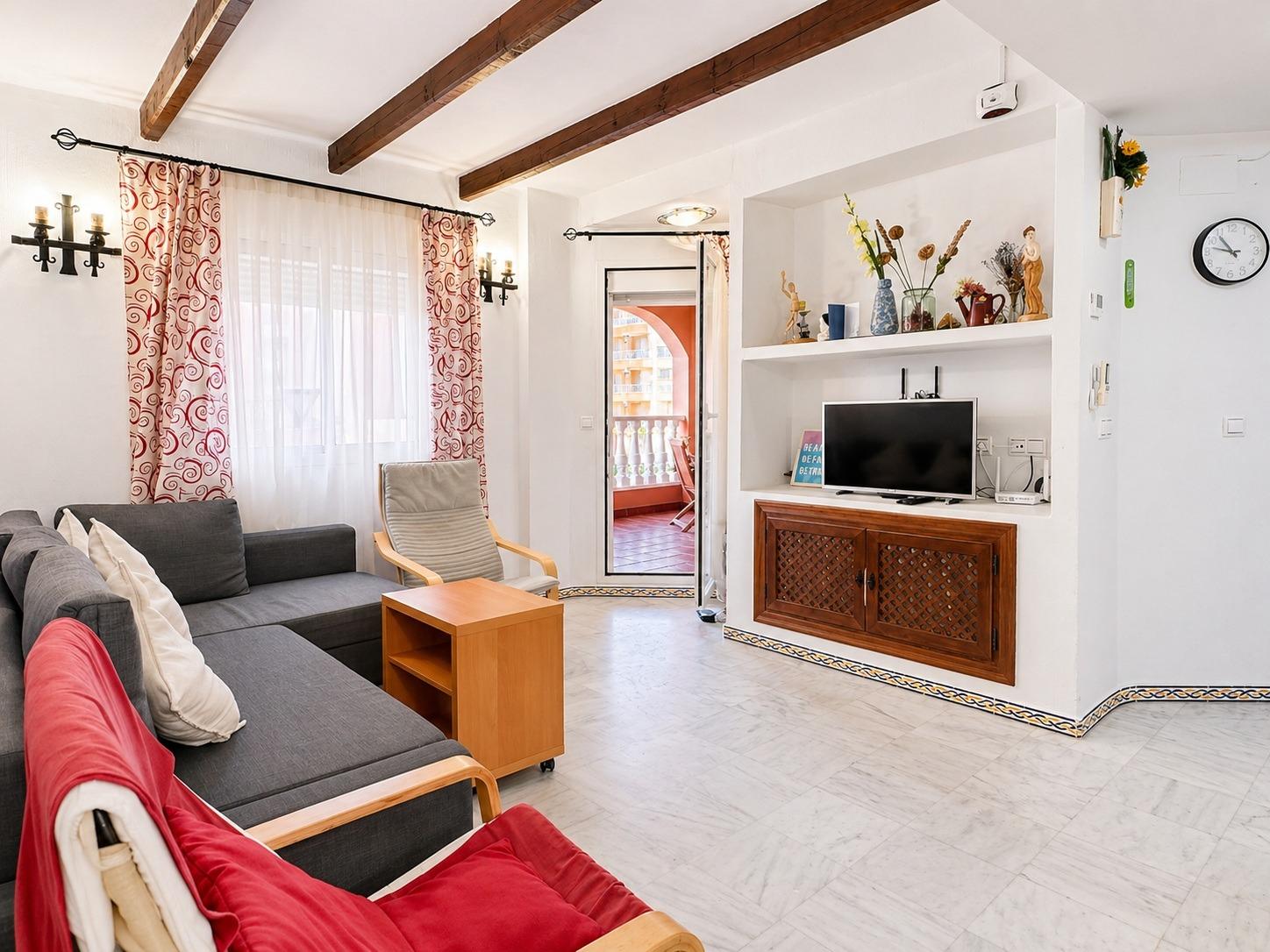 For sale - 3 Bedroom 2 Bathroom Apartment in Torrevieja - Los Frutales  - Alicante