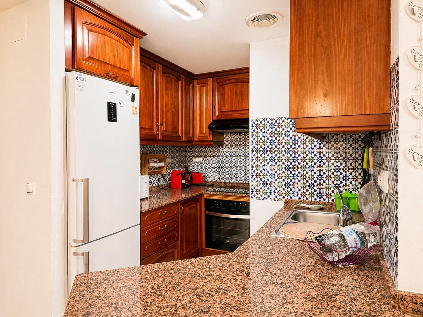 For sale - 3 Bedroom 2 Bathroom Apartment in Torrevieja - Los Frutales  - Alicante