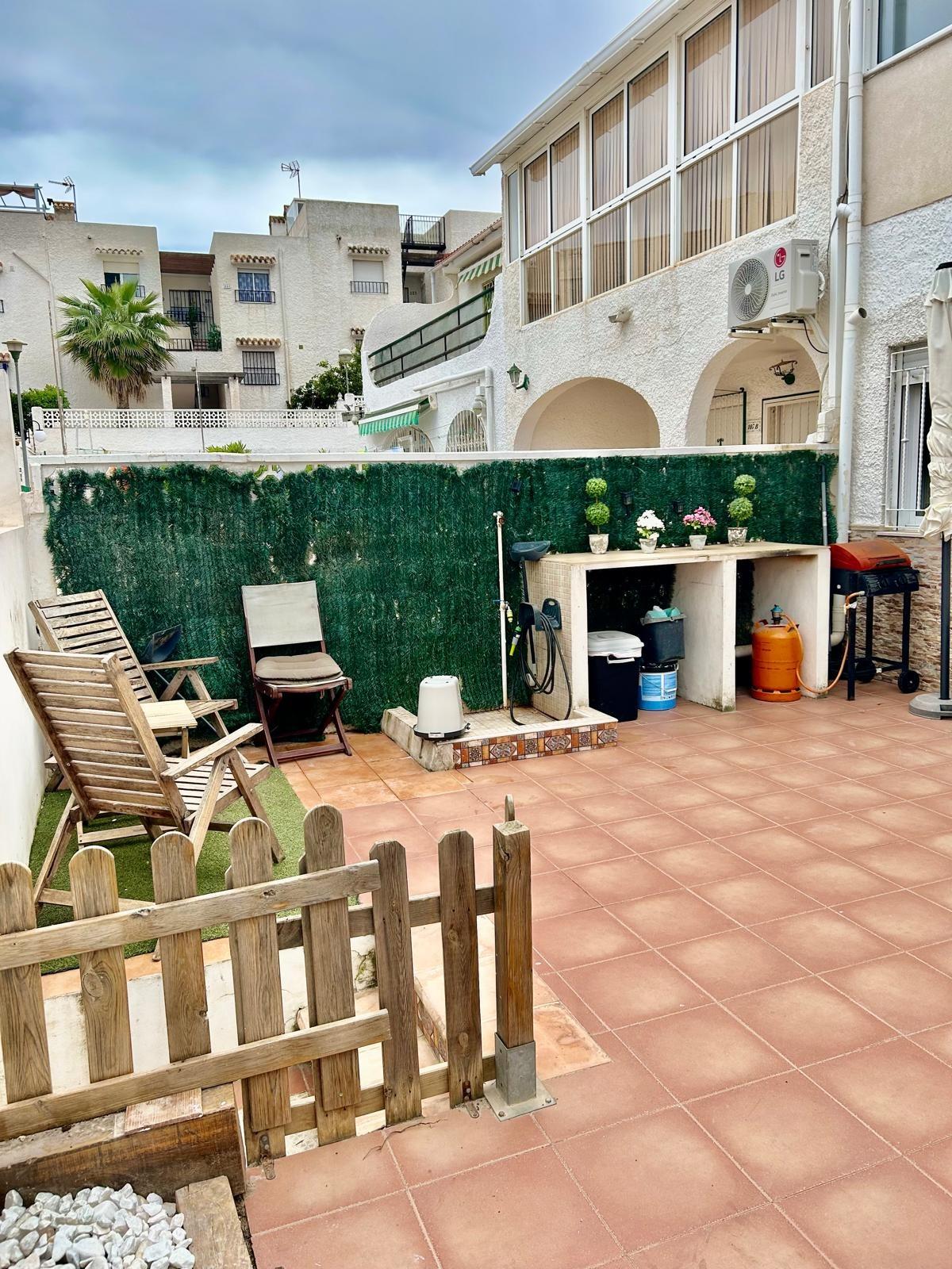For sale - 2 Bedroom 1 Bathroom Apartment in Torrevieja - Sector 25  - Alicante