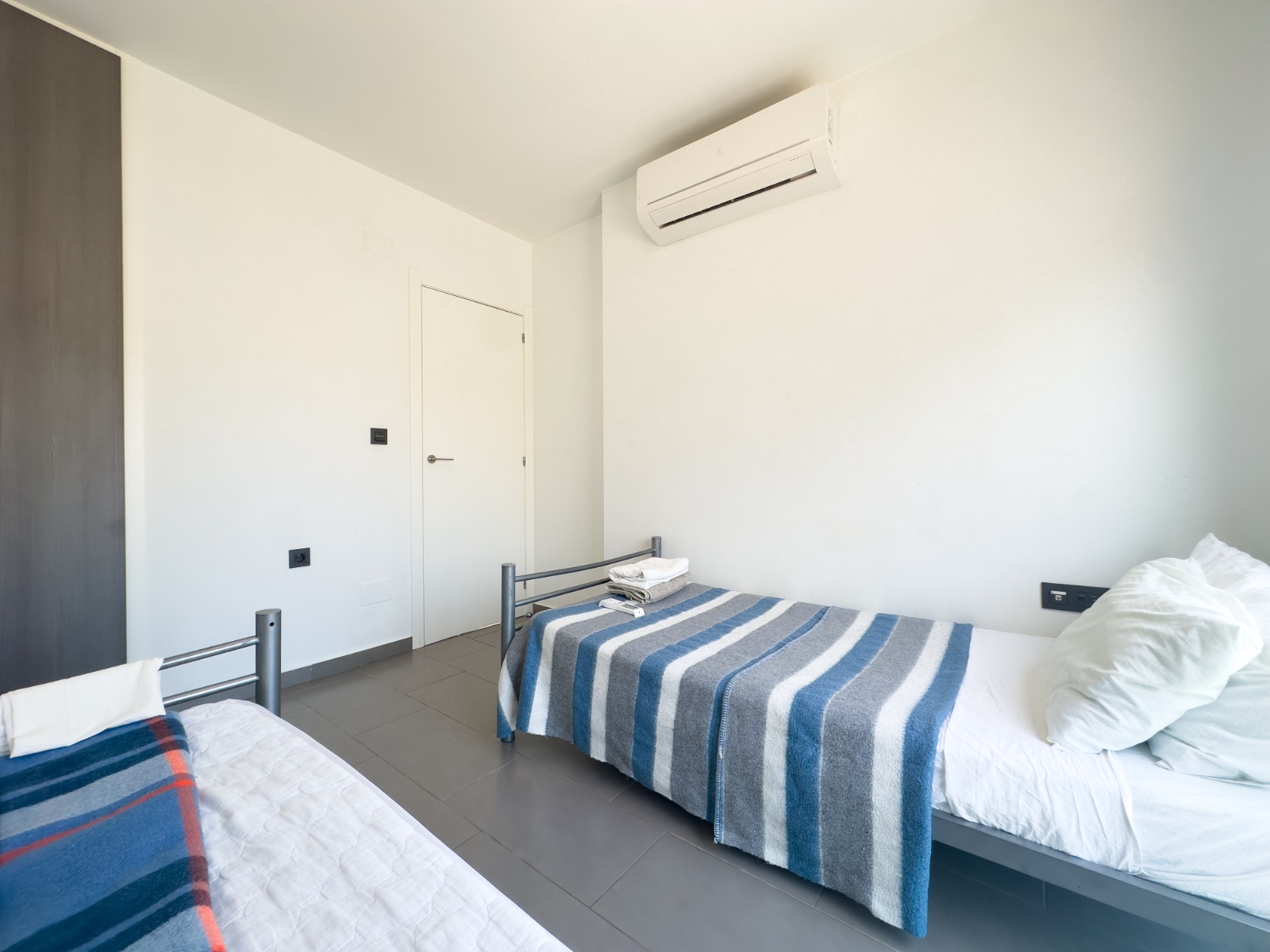 For sale - 2 Bedroom 2 Bathroom Apartment in La Zenia - Costa Blanca  - Alicante