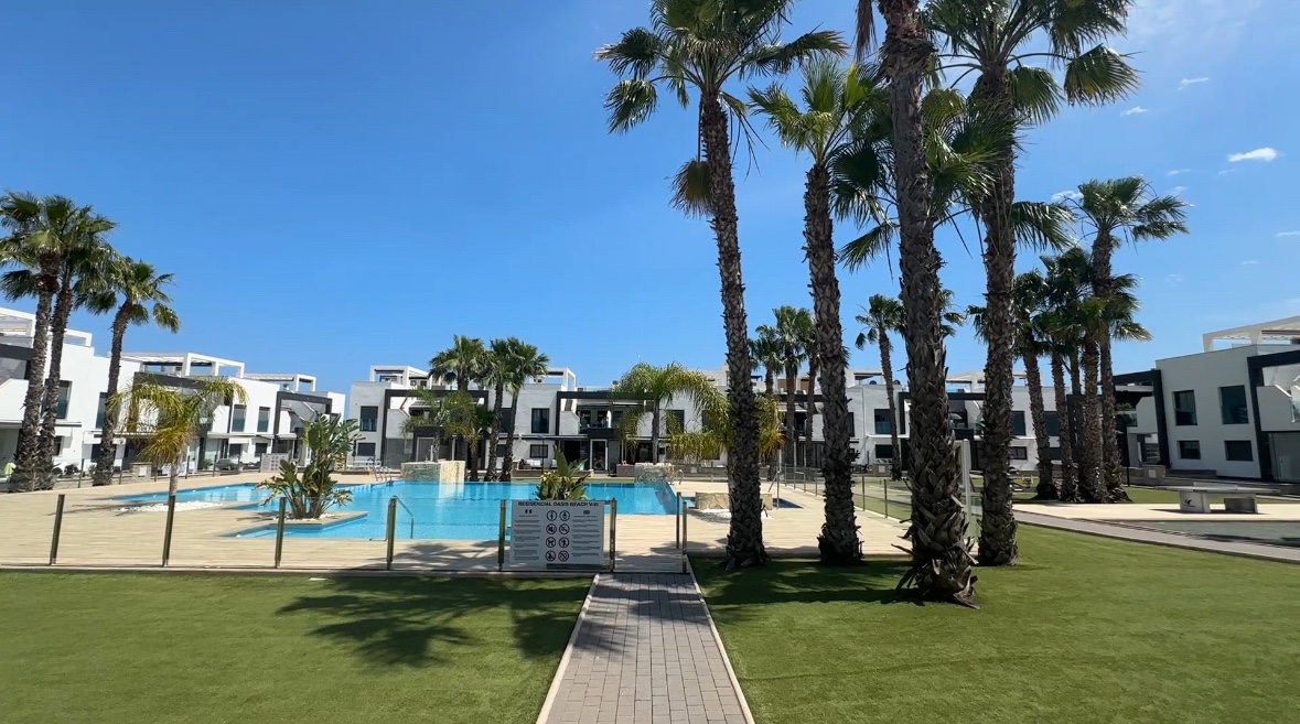 For sale - 2 Bedroom 2 Bathroom Apartment in La Zenia - Costa Blanca  - Alicante