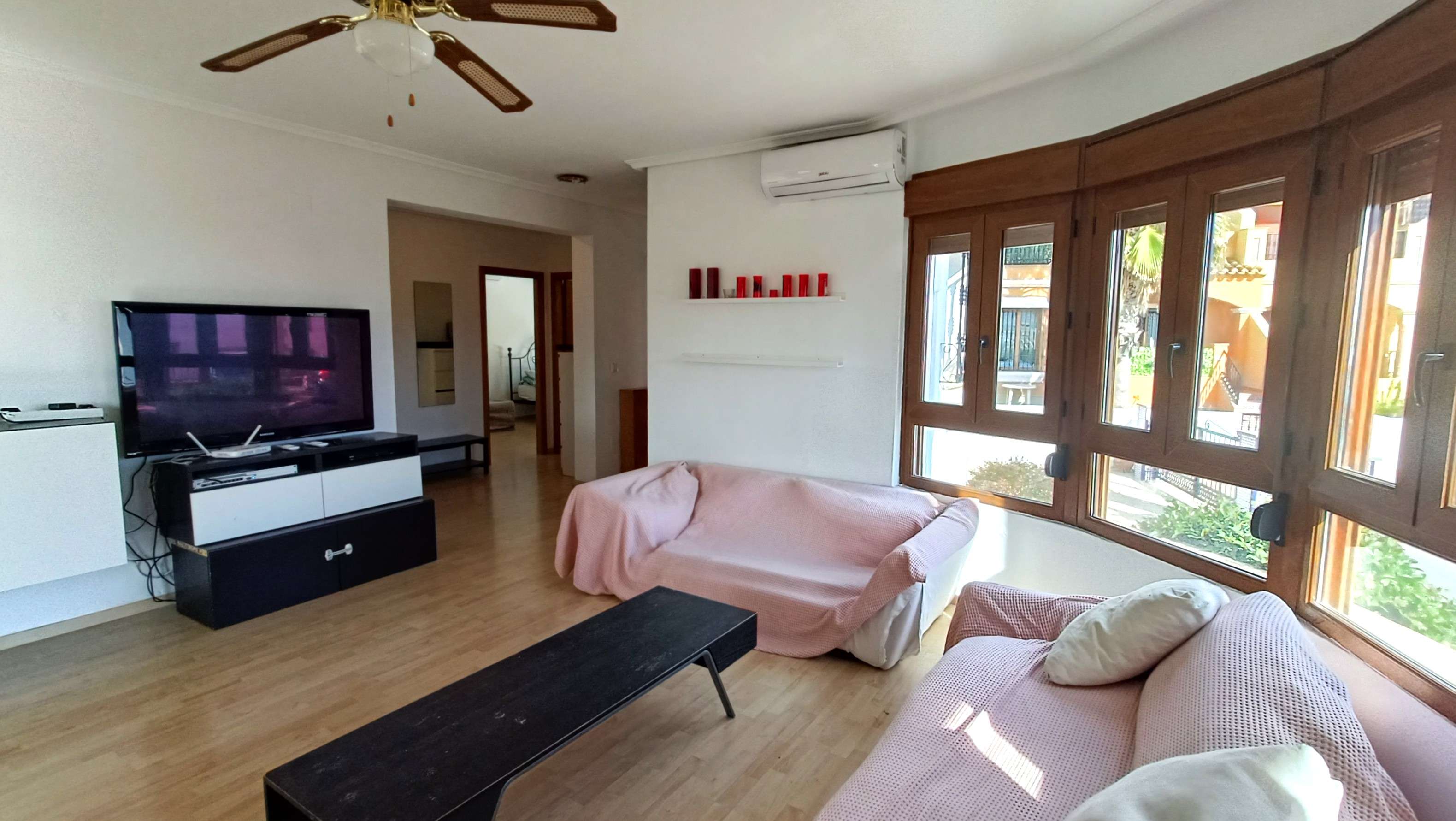 For sale - 3 Bedroom 2 Bathroom Villa in Algorfa - Inland  - Alicante