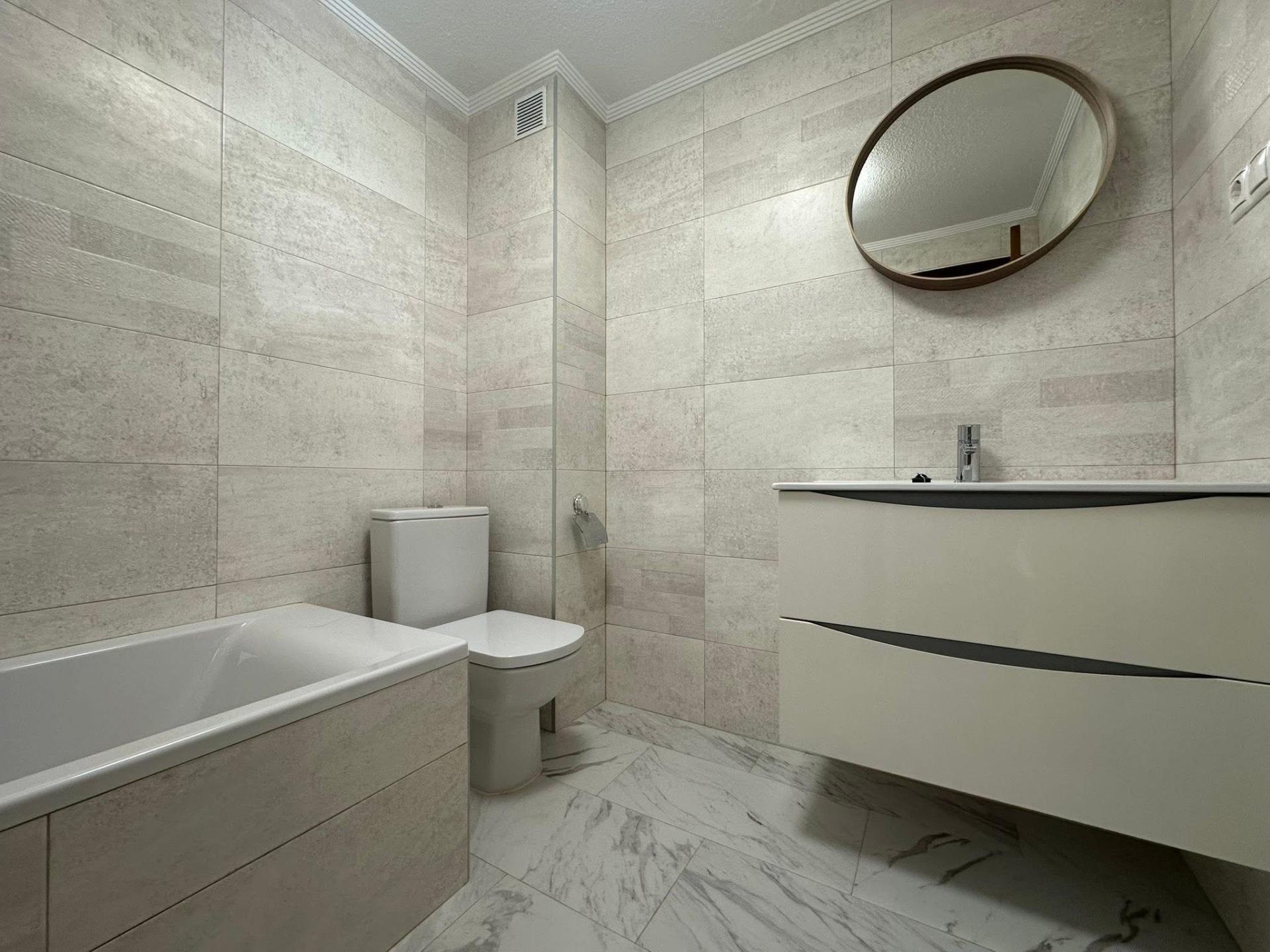 For sale - 2 Bedroom 2 Bathroom Town House in Torrevieja - Cabo Cervera  - Alicante