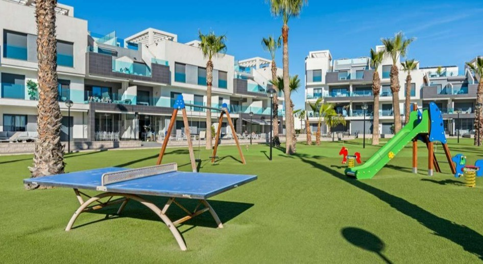 For sale - 2 Bedroom 2 Bathroom Apartment in El Raso - Costa Blanca  - Alicante
