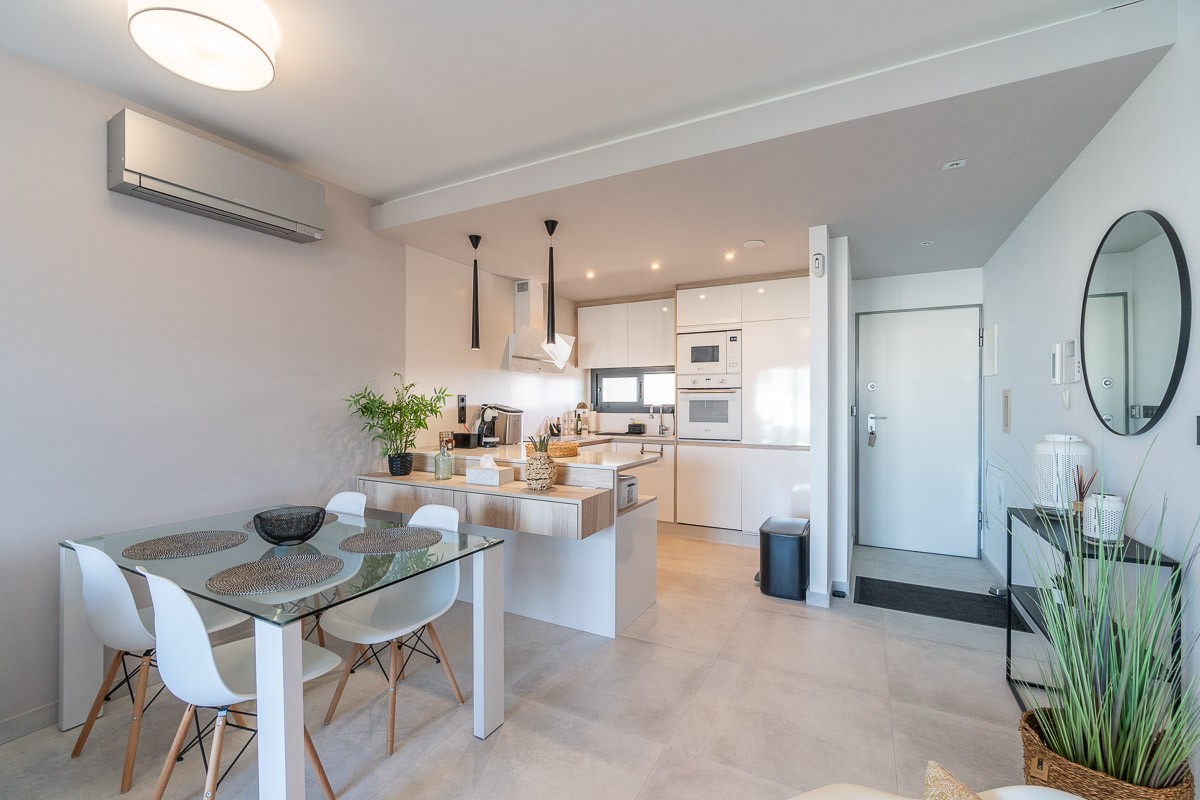 For sale - 2 Bedroom 2 Bathroom Apartment in El Raso - Costa Blanca  - Alicante