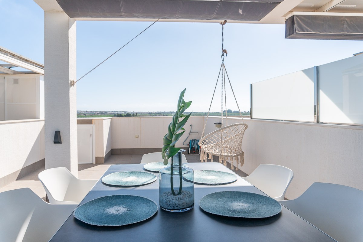 For sale - 2 Bedroom 2 Bathroom Apartment in El Raso - Costa Blanca  - Alicante
