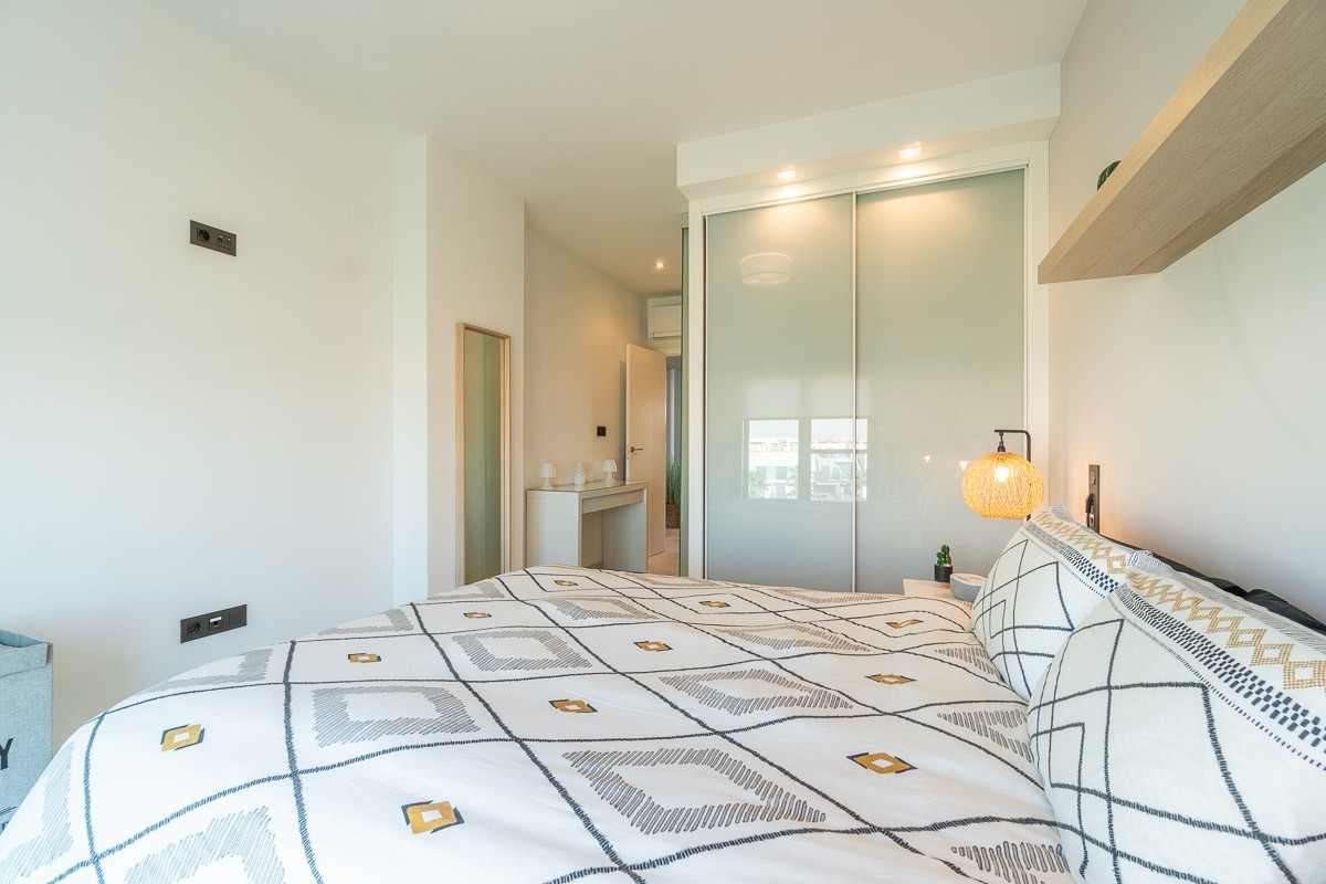 For sale - 2 Bedroom 2 Bathroom Apartment in El Raso - Costa Blanca  - Alicante