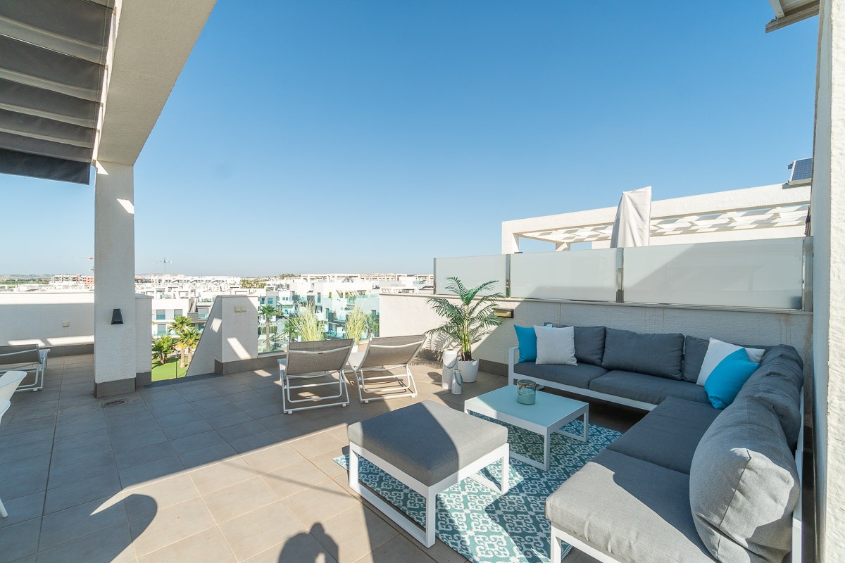 For sale - 2 Bedroom 2 Bathroom Apartment in El Raso - Costa Blanca  - Alicante