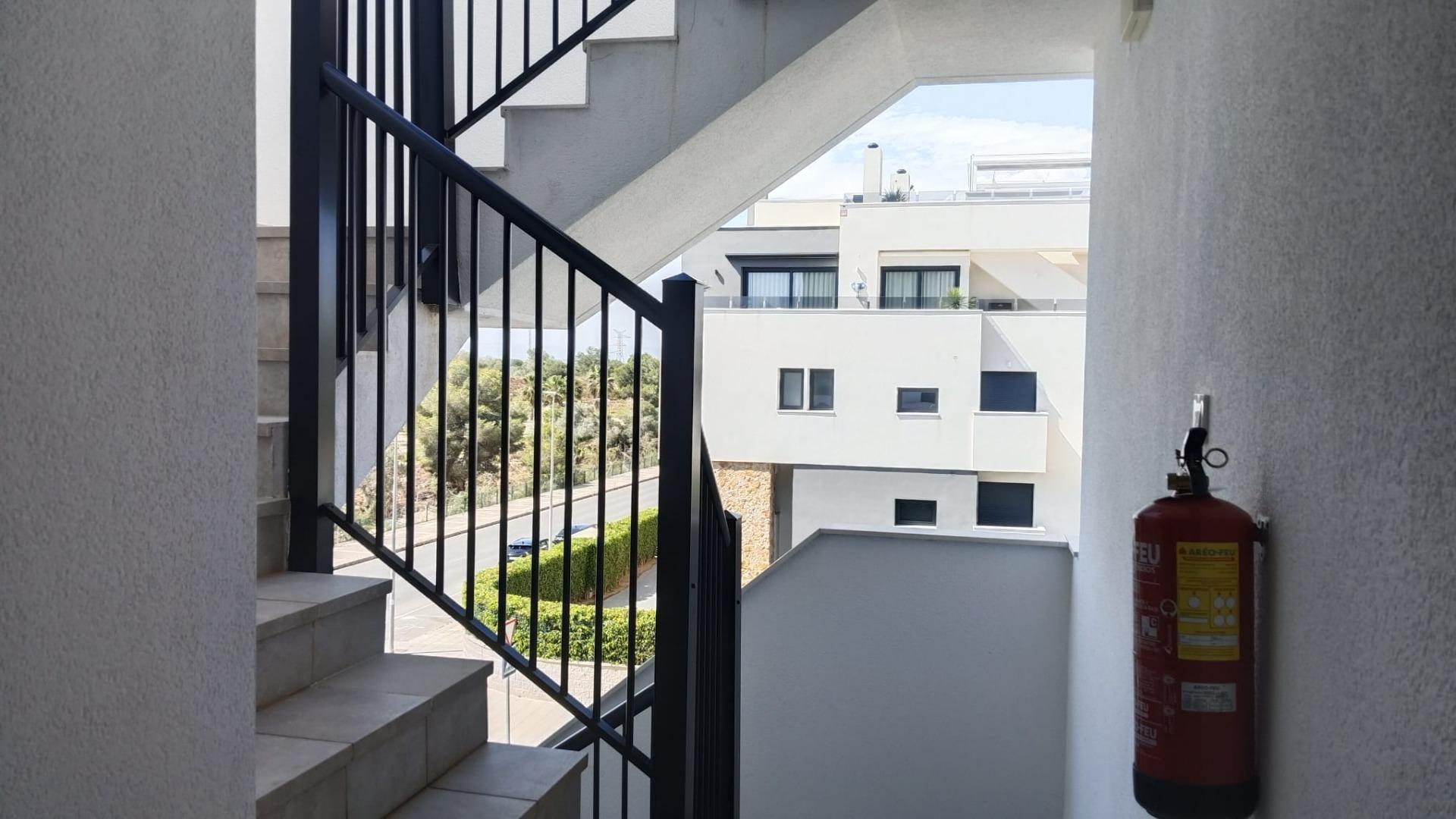 For sale - 2 Bedroom 2 Bathroom Apartment in Orihuela Costa - Pau 8  - Alicante