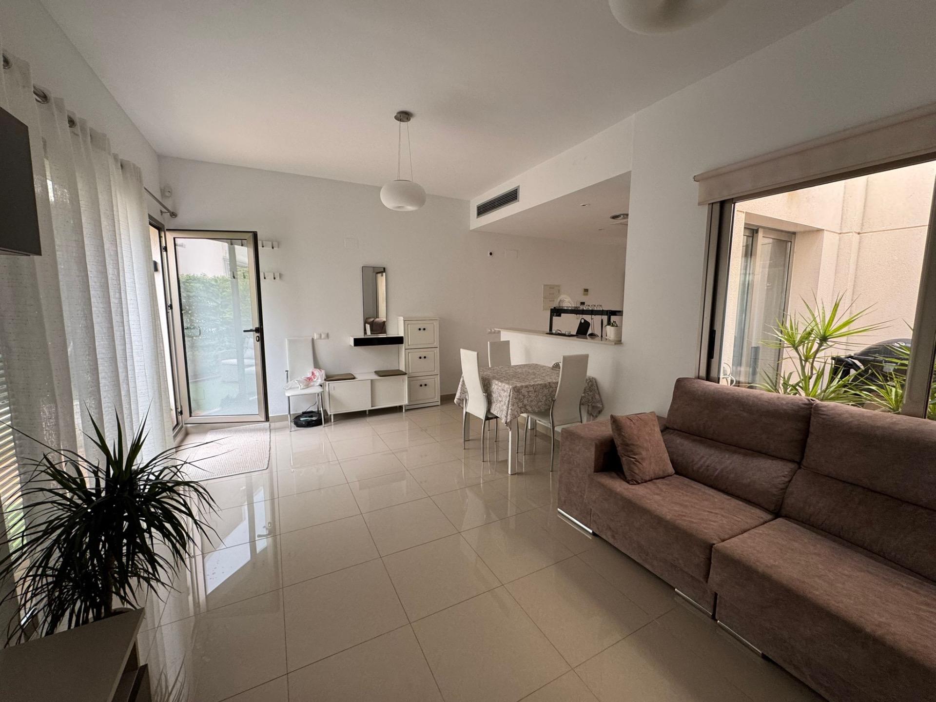 For sale - 3 Bedroom 3 Bathroom Town House in Torrevieja - Punta Prima  - Alicante