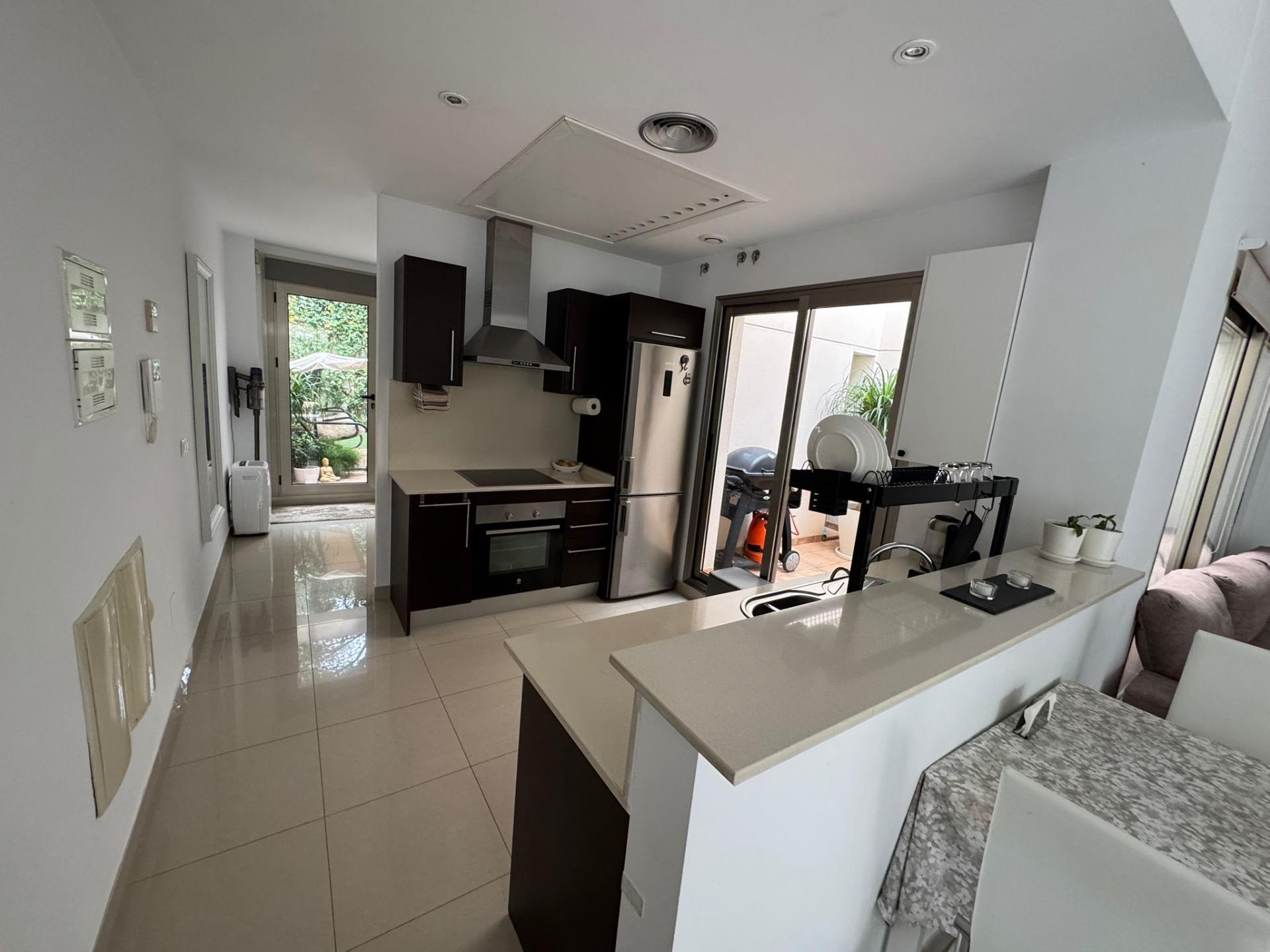 For sale - 3 Bedroom 3 Bathroom Town House in Torrevieja - Punta Prima  - Alicante