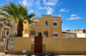 27-199-456-11-919/77606, 3 Bedroom 2 Bathroom Villa in Torrevieja