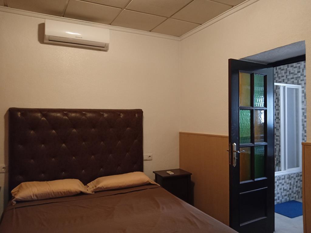 For sale - 4 Bedroom 3 Bathroom Semi Detached in Los Montesinos - PUEBLO CENTRO  - Alicante