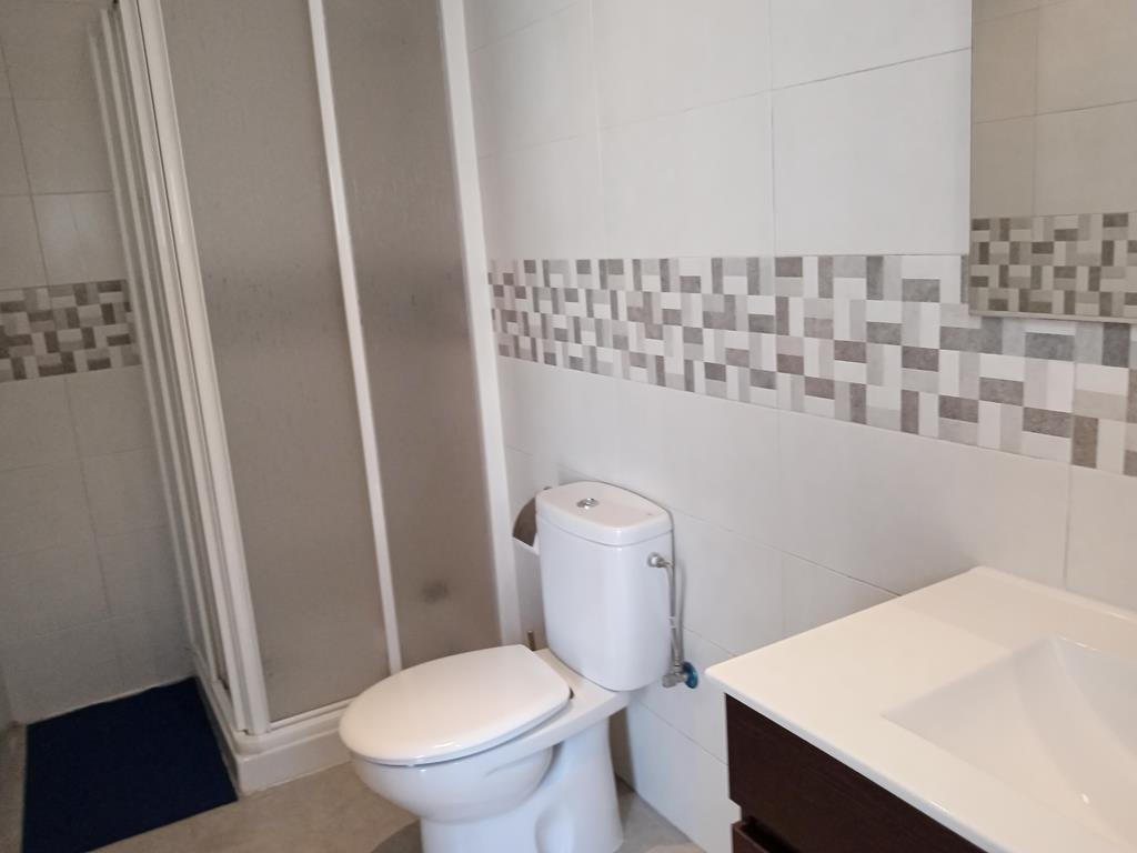 For sale - 4 Bedroom 3 Bathroom Semi Detached in Los Montesinos - PUEBLO CENTRO  - Alicante