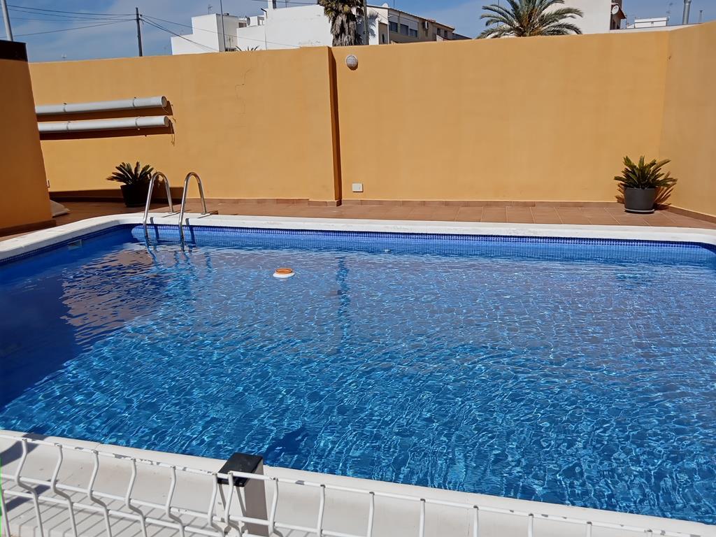 For sale - 4 Bedroom 3 Bathroom Semi Detached in Los Montesinos - PUEBLO CENTRO  - Alicante