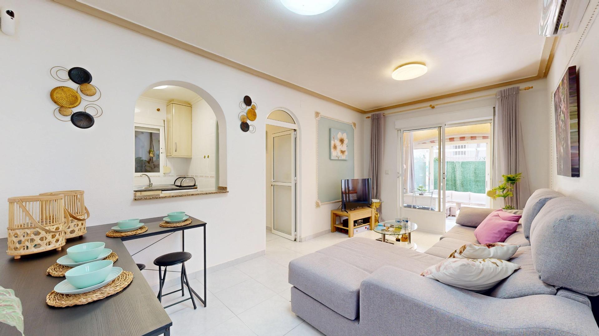For sale - 3 Bedroom 2 Bathroom Semi Detached in San Miguel de Salinas - 03193  - Alicante