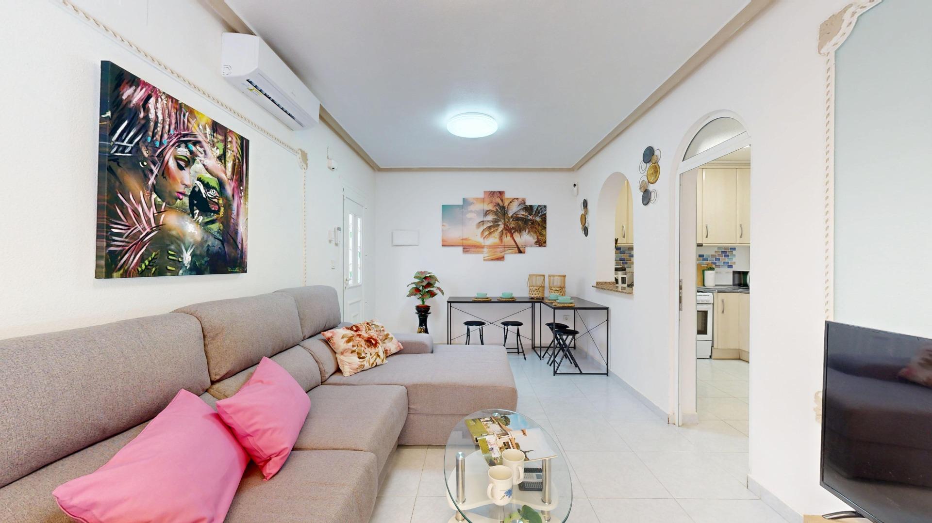 For sale - 3 Bedroom 2 Bathroom Semi Detached in San Miguel de Salinas - 03193  - Alicante