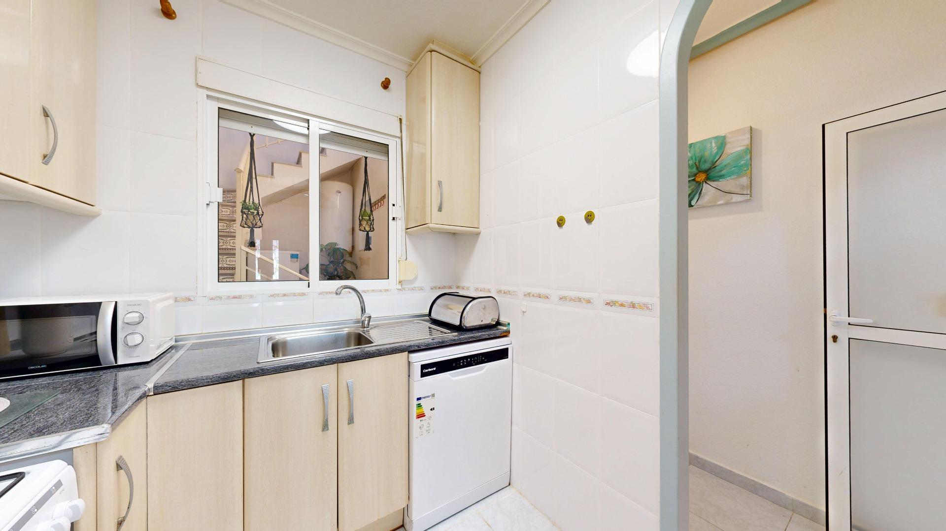 For sale - 3 Bedroom 2 Bathroom Semi Detached in San Miguel de Salinas - 03193  - Alicante